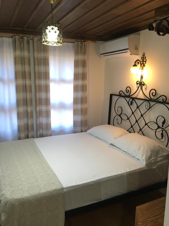Tirilye Evi Otel Zeytinbagi エクステリア 写真